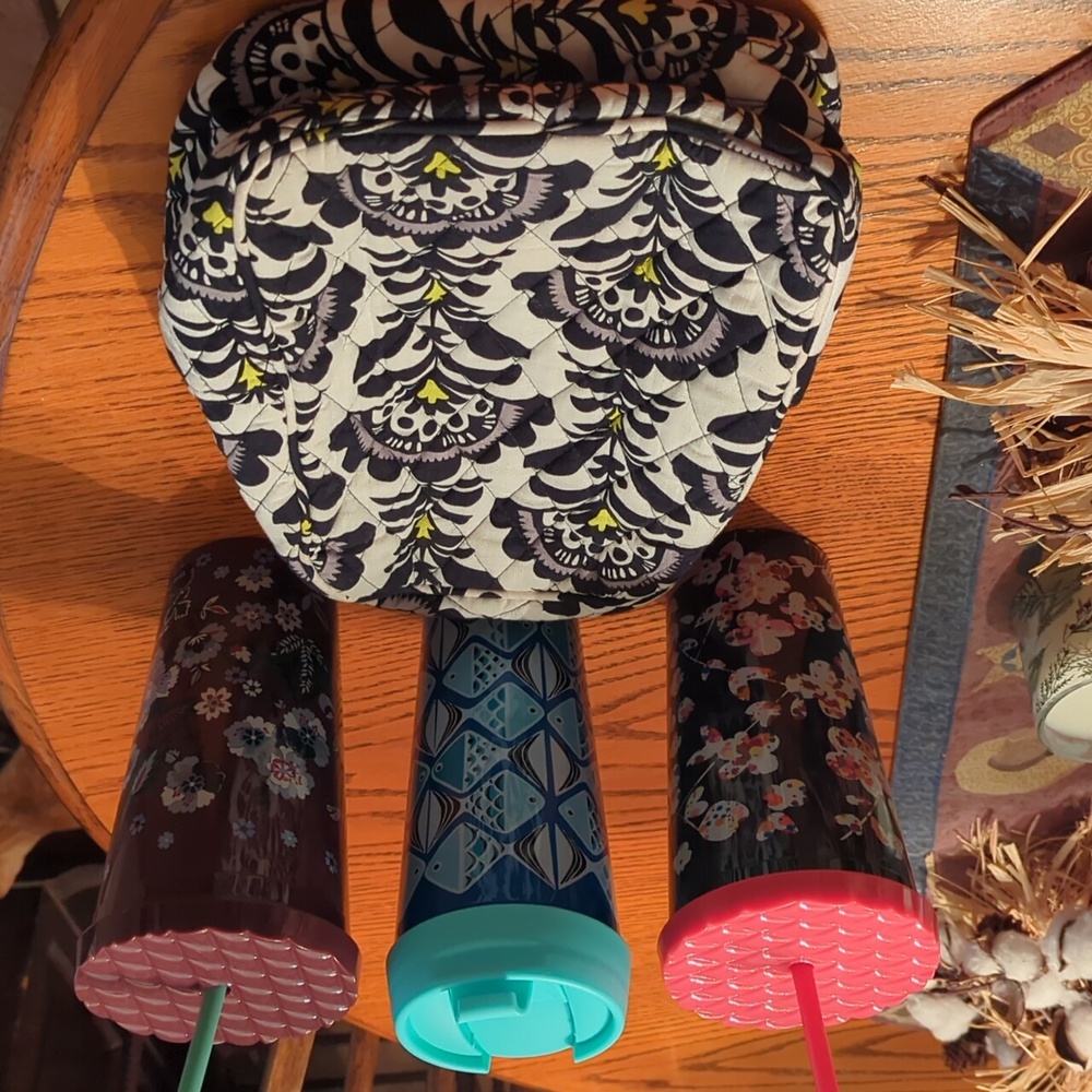 Vera Bradley lunch bag and cups